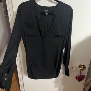 💝 Size 8 White House Black Market Elegant Black Blouse
